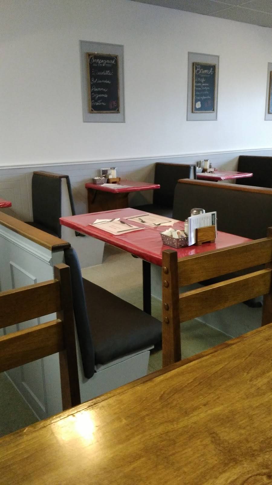 PTite Bouchée (la) | restaurant | 6160 Rue Rodrigue, Terrebonne, QC J7M 2C1, Canada | 4504777171 OR +1 450-477-7171