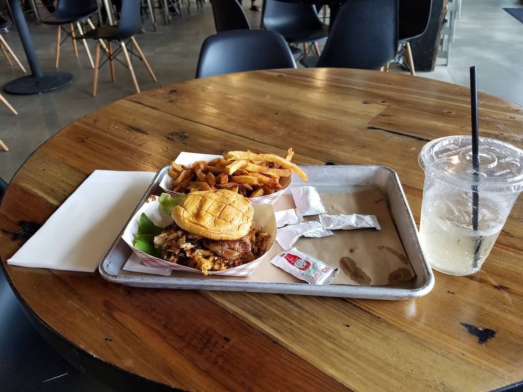 Butcher N Barbeque | restaurant | 1910 N Ola Ave, Tampa, FL 33602, USA | 8136935473 OR +1 813-693-5473