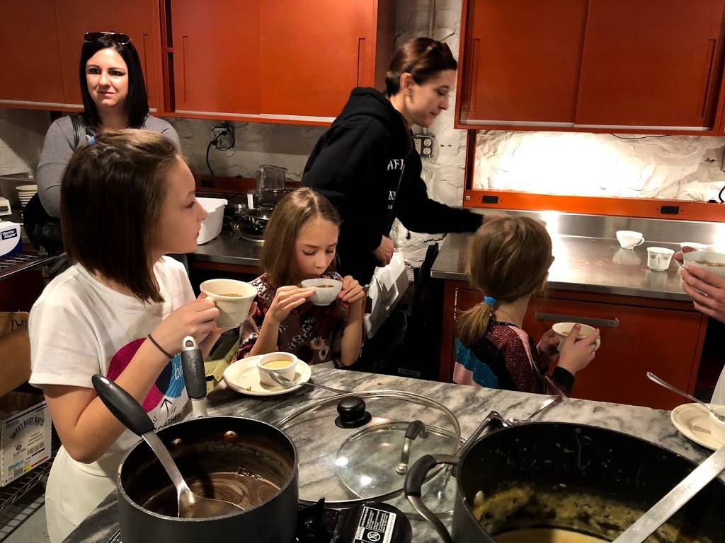 H Prime Chop House Seaffood and Steakhouse | restaurant | 101 Monroe St, Kalamazoo, MI 49006, USA | 2693441827 OR +1 269-344-1827