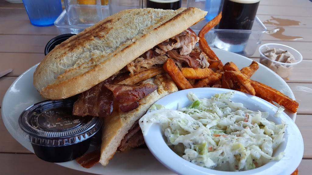 The Brew Kettle Amherst | restaurant | 300 Church St, Amherst, OH 44001, USA | 4409842739 OR +1 440-984-2739