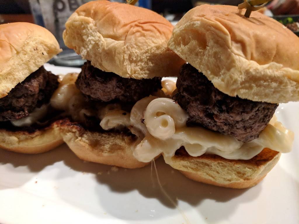 OBS Oyster Bar And Steaks | restaurant | 2947 Shore Dr, Virginia Beach, VA 23451, USA | 7572273516 OR +1 757-227-3516