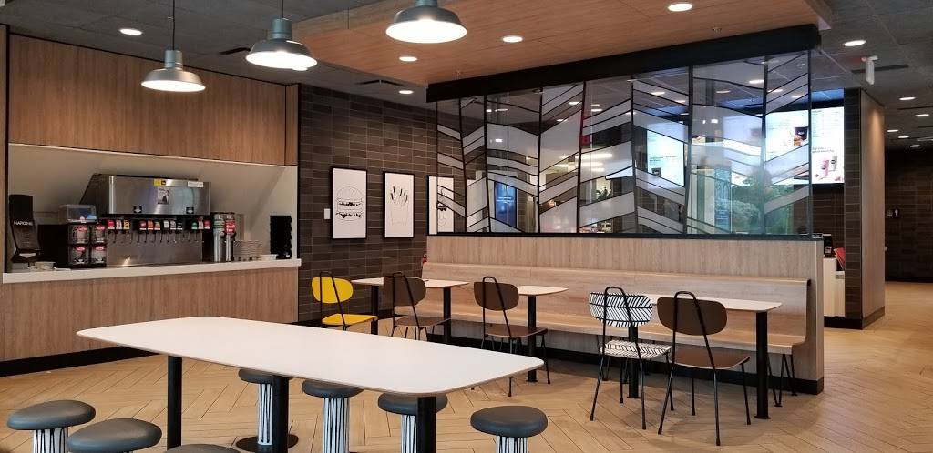 McDonalds | cafe | 4565 Erin Ln, Eagan, MN 55122, USA | 6514523179 OR +1 651-452-3179