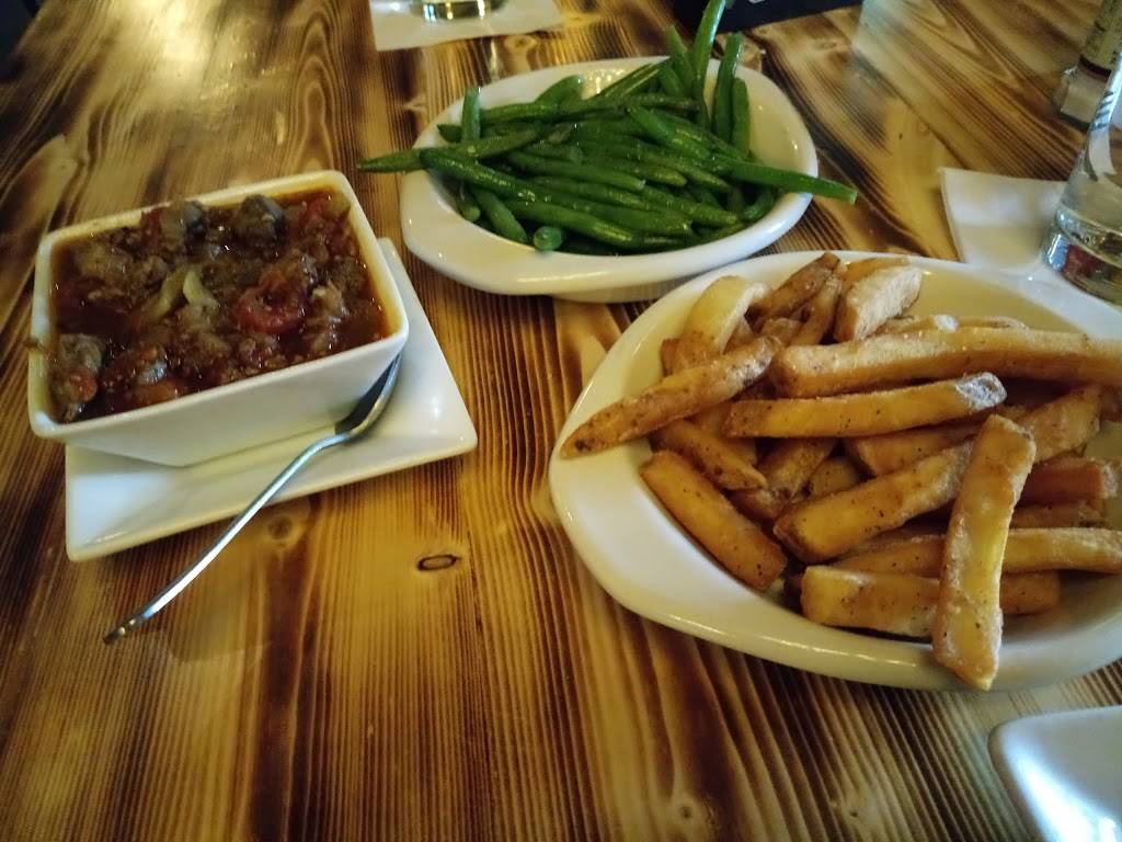 Patrick Js Irish Pub | restaurant | 3052 Twelve Mile Rd, Berkley, MI 48072, USA | 2482683909 OR +1 248-268-3909