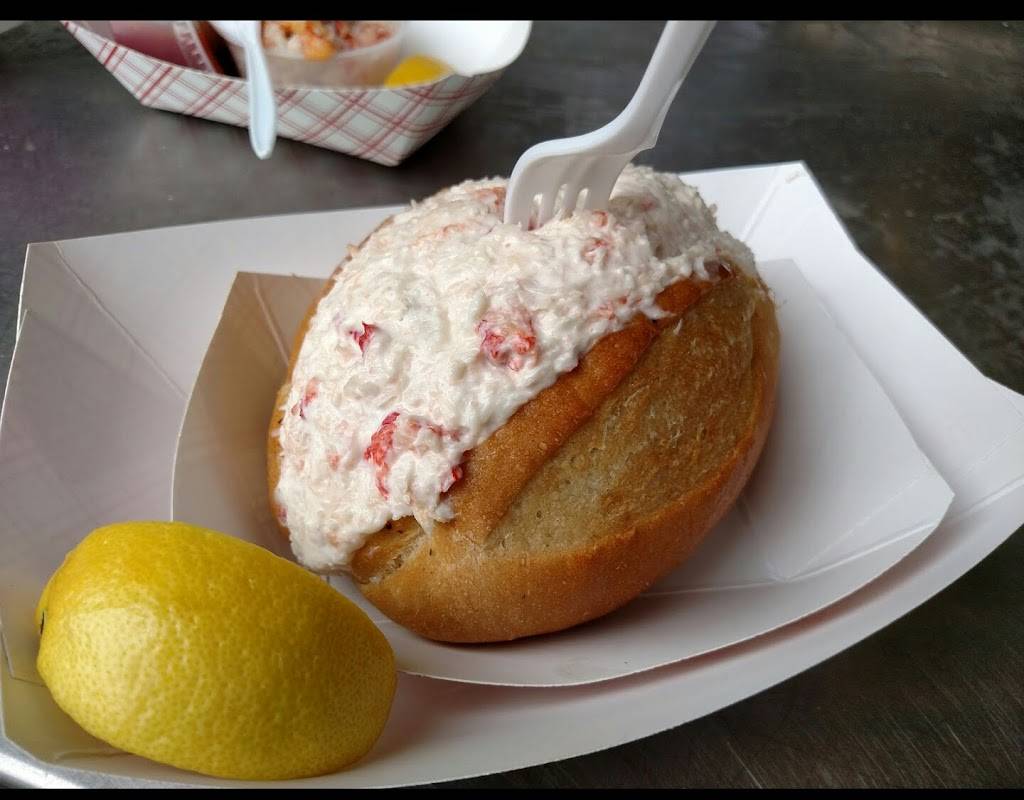 Crab Station | restaurant | 2803 Taylor St, San Francisco, CA 94101, USA | 4154748796 OR +1 415-474-8796