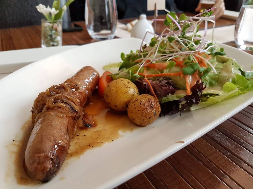 Restaurant La Pérouse | restaurant | 671 Rue Shefford, Bromont, QC J2L 1C2, Canada | 4505345557 OR +1 450-534-5557