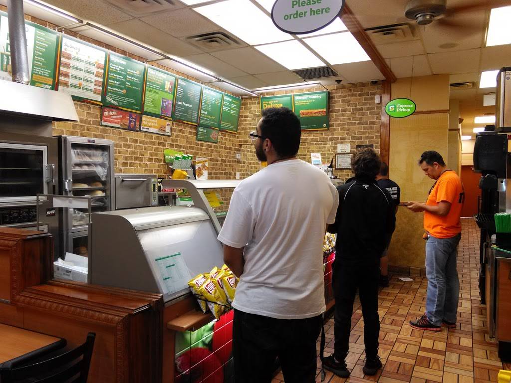 Subway | restaurant | 16219 SW 88th St, Miami, FL 33196, USA | 3057528337 OR +1 305-752-8337
