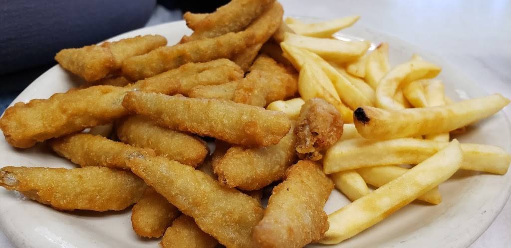 Spicys | restaurant | 68717 M-62, Edwardsburg, MI 49112, USA | 2696637905 OR +1 269-663-7905