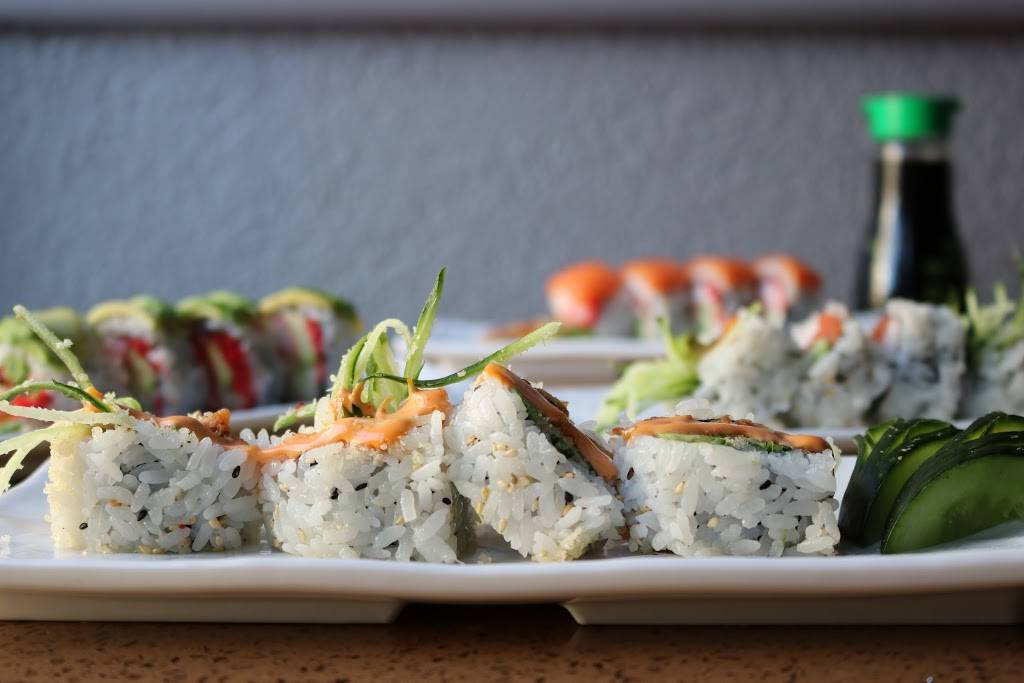 Sushi Plus | meal takeaway | 2101 Av Dollard, LaSalle, QC H8N 1S2, Canada | 5143668666 OR +1 514-366-8666