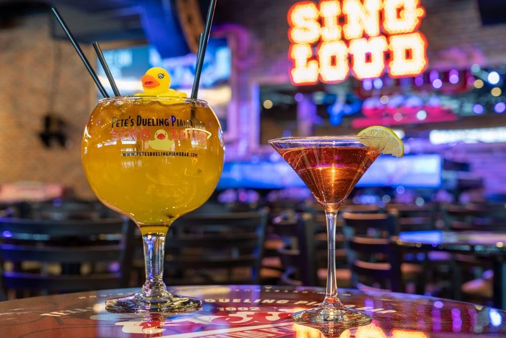 Petes Dueling Piano Bar | restaurant | 5540 Park Pl, Rosemont, IL 60018, USA | 8662747383 OR +1 866-274-7383
