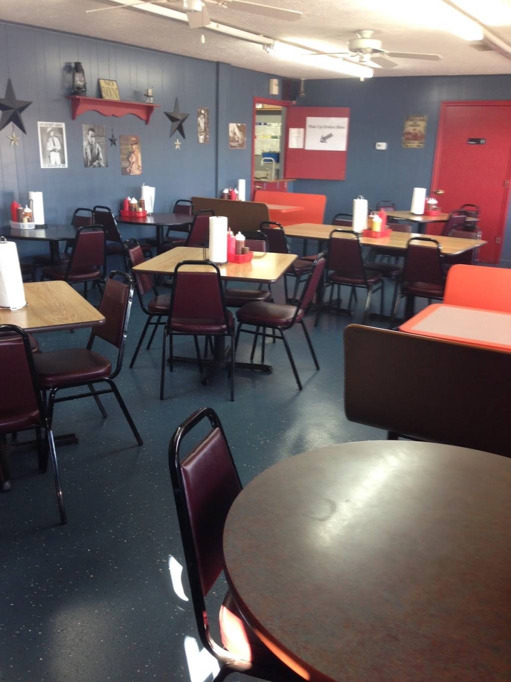 Bar-B-Q Hut | restaurant | 594 Reynolds Rd, Glasgow, KY 42141, USA | 2706592933 OR +1 270-659-2933
