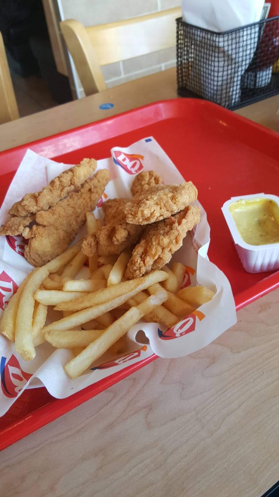 Dairy Queen | restaurant | 3341 Arden Way, Sacramento, CA 95825, USA | 9164894473 OR +1 916-489-4473