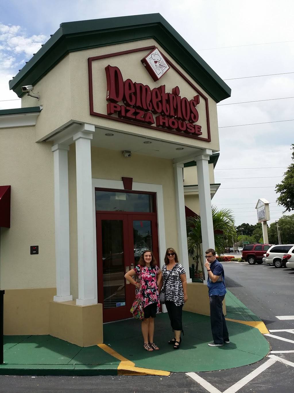 Demetrios Pizza House | restaurant | 1720 Cortez Rd W, Bradenton, FL 34207, USA | 9417586478 OR +1 941-758-6478