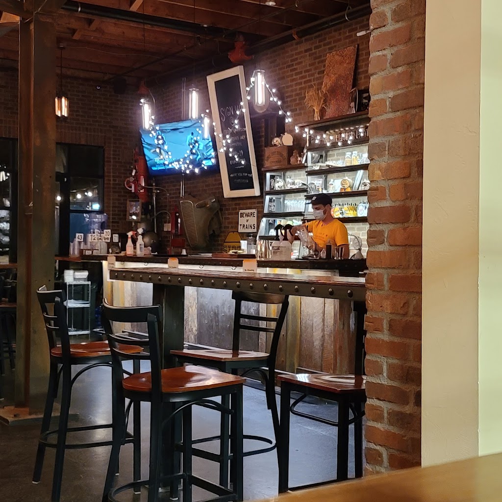 Rocker Spirits | restaurant | 5587 S Hill St, Littleton, CO 80120, USA | 3037957928 OR +1 303-795-7928