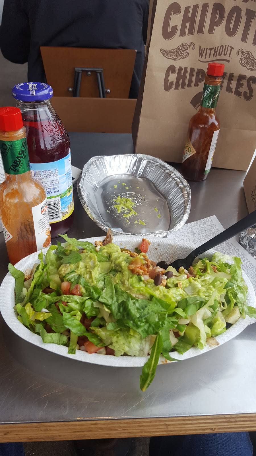 Chipotle Mexican Grill | restaurant | 5545 N Main St, Mishawaka, IN 46545, USA | 5742713353 OR +1 574-271-3353