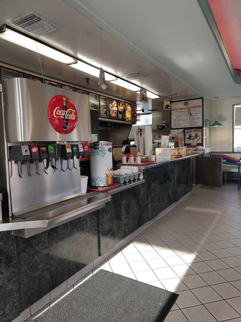 Toms #1 World Famous Chiliburgers | restaurant | 1280 Alabama St, Redlands, CA 92374, USA | 9093079742 OR +1 909-307-9742