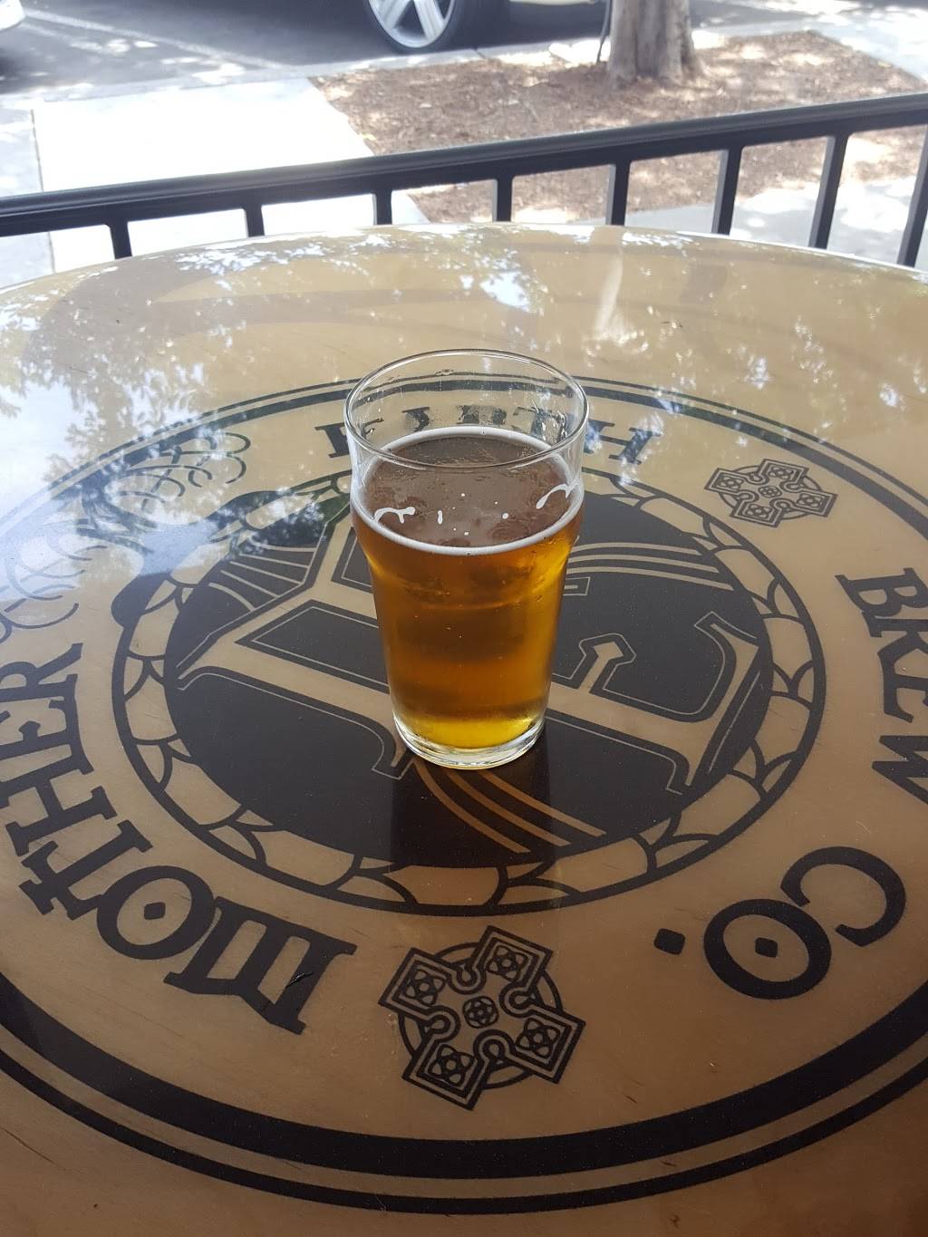 Mother Earth Tap House | restaurant | 206 Main St, Vista, CA 92084, USA | 7602953074 OR +1 760-295-3074