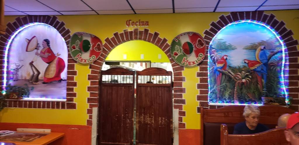Mi Pueblitos | restaurant | 103 Crossfield Dr, Versailles, KY 40383, USA | 8598796814 OR +1 859-879-6814