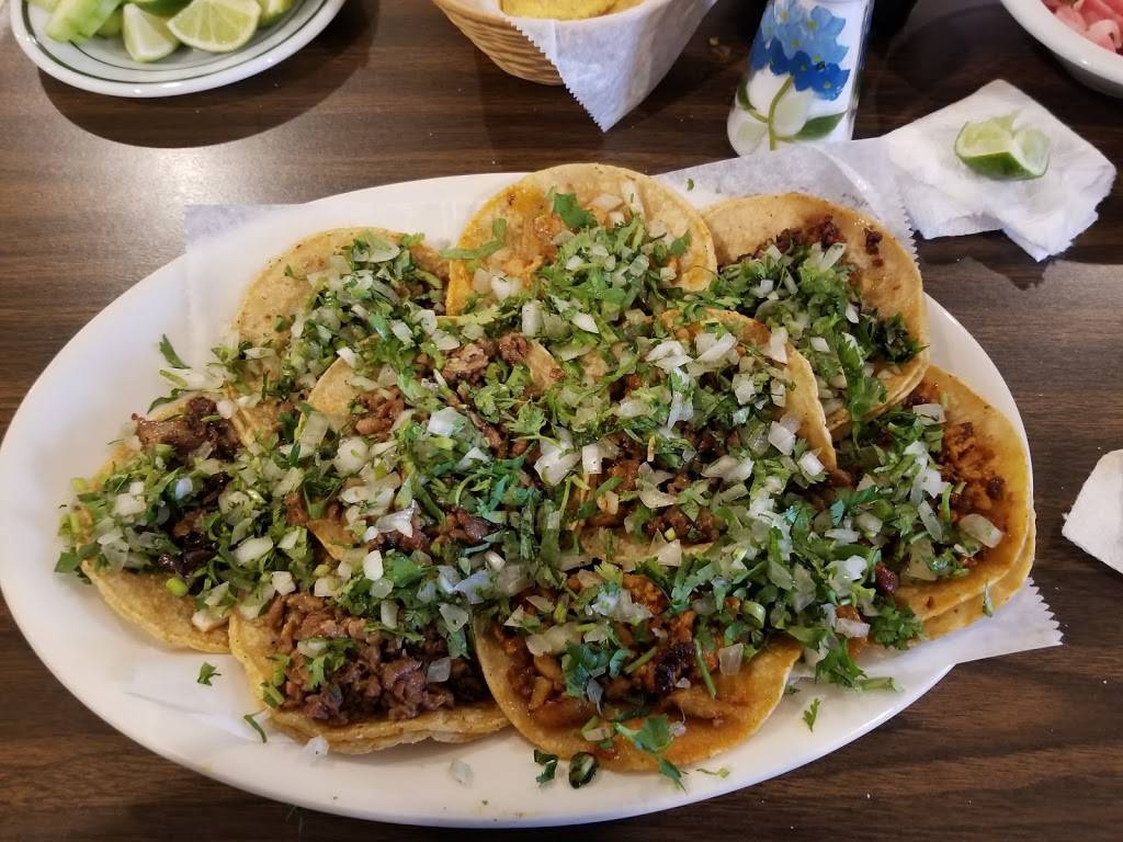 Primos Tacos | restaurant | 914 N Highland Ave, Aurora, IL 60506, USA | 6308490485 OR +1 630-849-0485