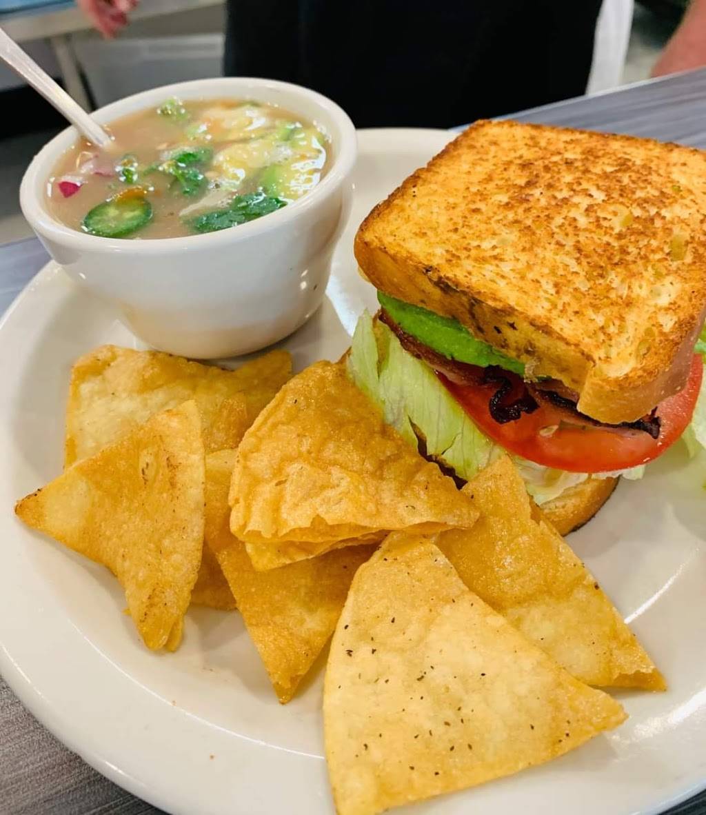 Flat Tire Diner | restaurant | 4700 Old Hickory Blvd, Old Hickory, TN 37138, USA | 6159791533 OR +1 615-979-1533