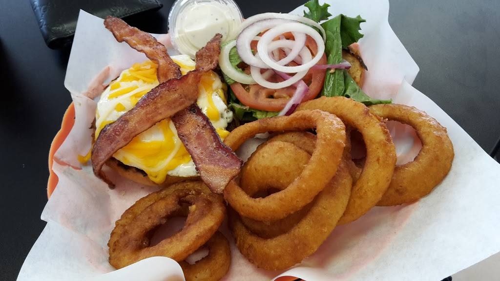 Mikes Grill | restaurant | 1734 N 10th Ave, Hanford, CA 93230, USA | 5595851141 OR +1 559-585-1141