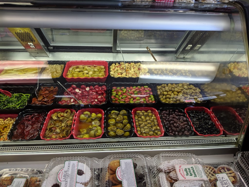 Fioritos Bella Famiglia | restaurant | 725 Forest Ave, Staten Island, NY 10310, USA | 7182730900 OR +1 718-273-0900