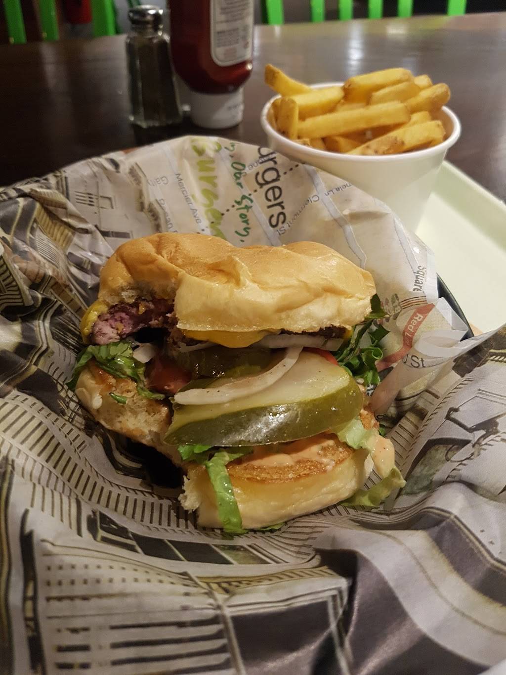 Wahlburgers | restaurant | 200 S Orange Ave, Orlando, FL 32801, USA | 4072937777 OR +1 407-293-7777