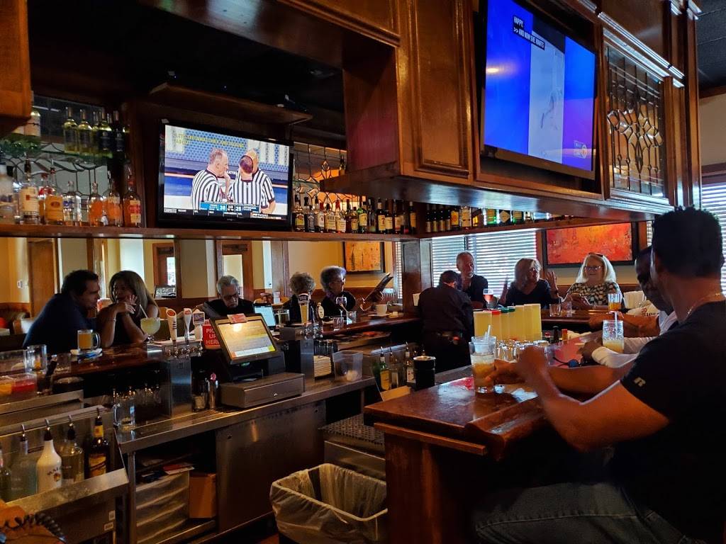 Ruby Tuesday | restaurant | 7736 W Commercial Blvd, Lauderhill, FL 33351, USA | 9547494242 OR +1 954-749-4242