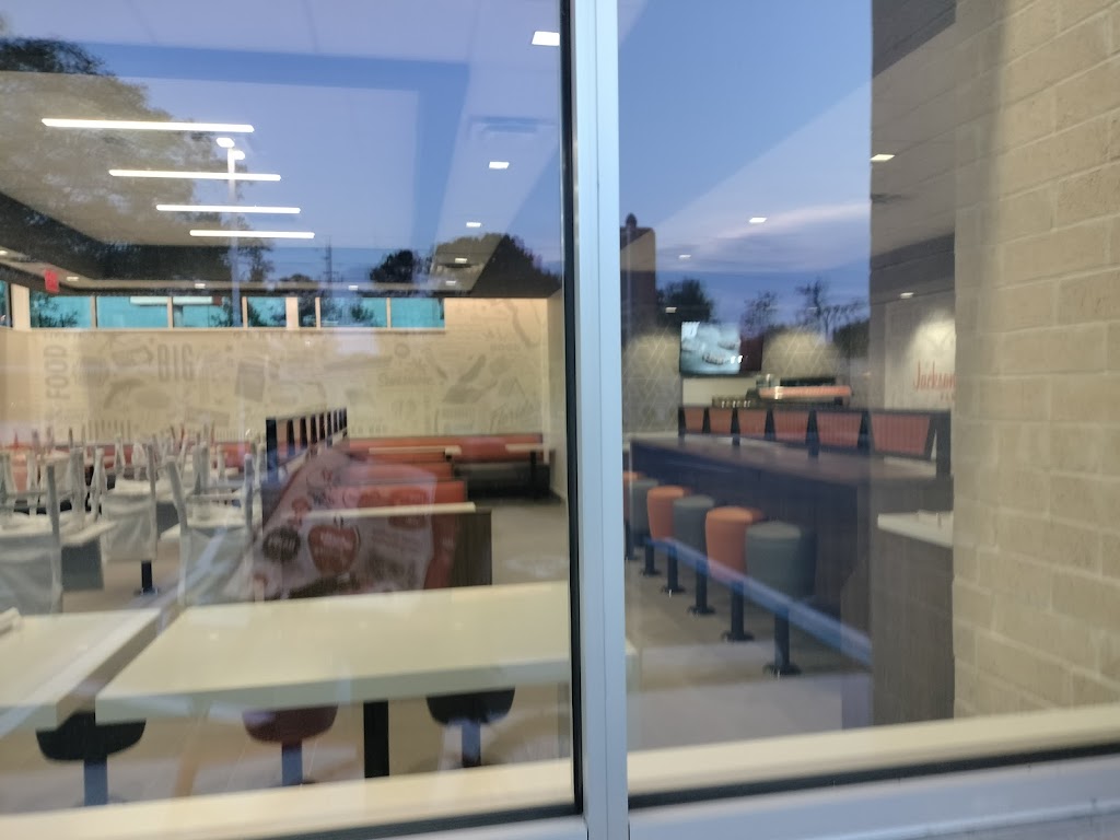 Whataburger | restaurant | 10600 San Jose Blvd, Jacksonville, FL 32257, USA | 9043376340 OR +1 904-337-6340