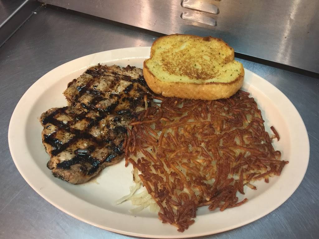 Stinkys Bar & Grill | restaurant | 924 Parriott St, Aplington, IA 50604, USA | 3193472392 OR +1 319-347-2392