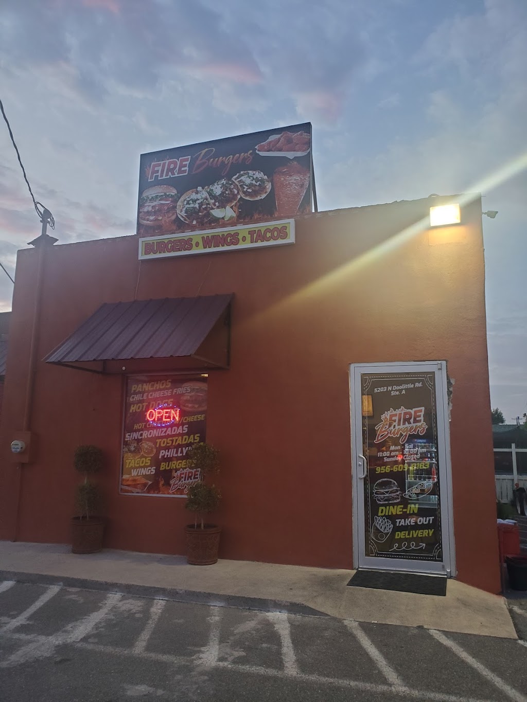 FIRE Burgers | restaurant | 5203 N Doolittle Rd Suit A, Edinburg, TX 78542, USA | 9566098183 OR +1 956-609-8183