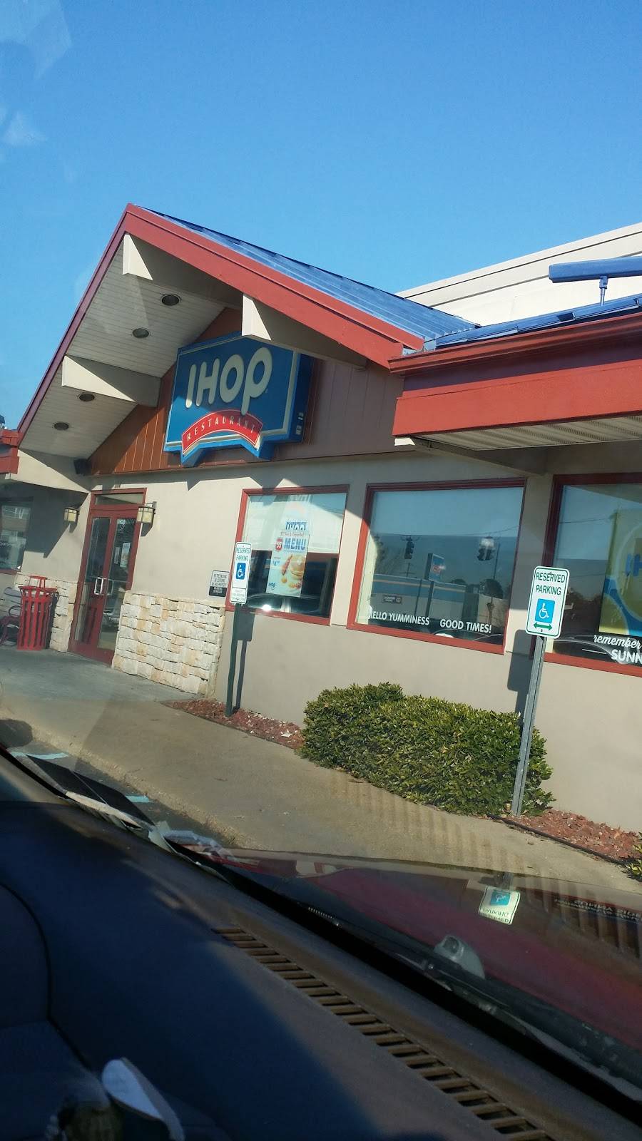 IHOP | restaurant | 114 E 21st St, Norfolk, VA 23517, USA | 7576252866 OR +1 757-625-2866