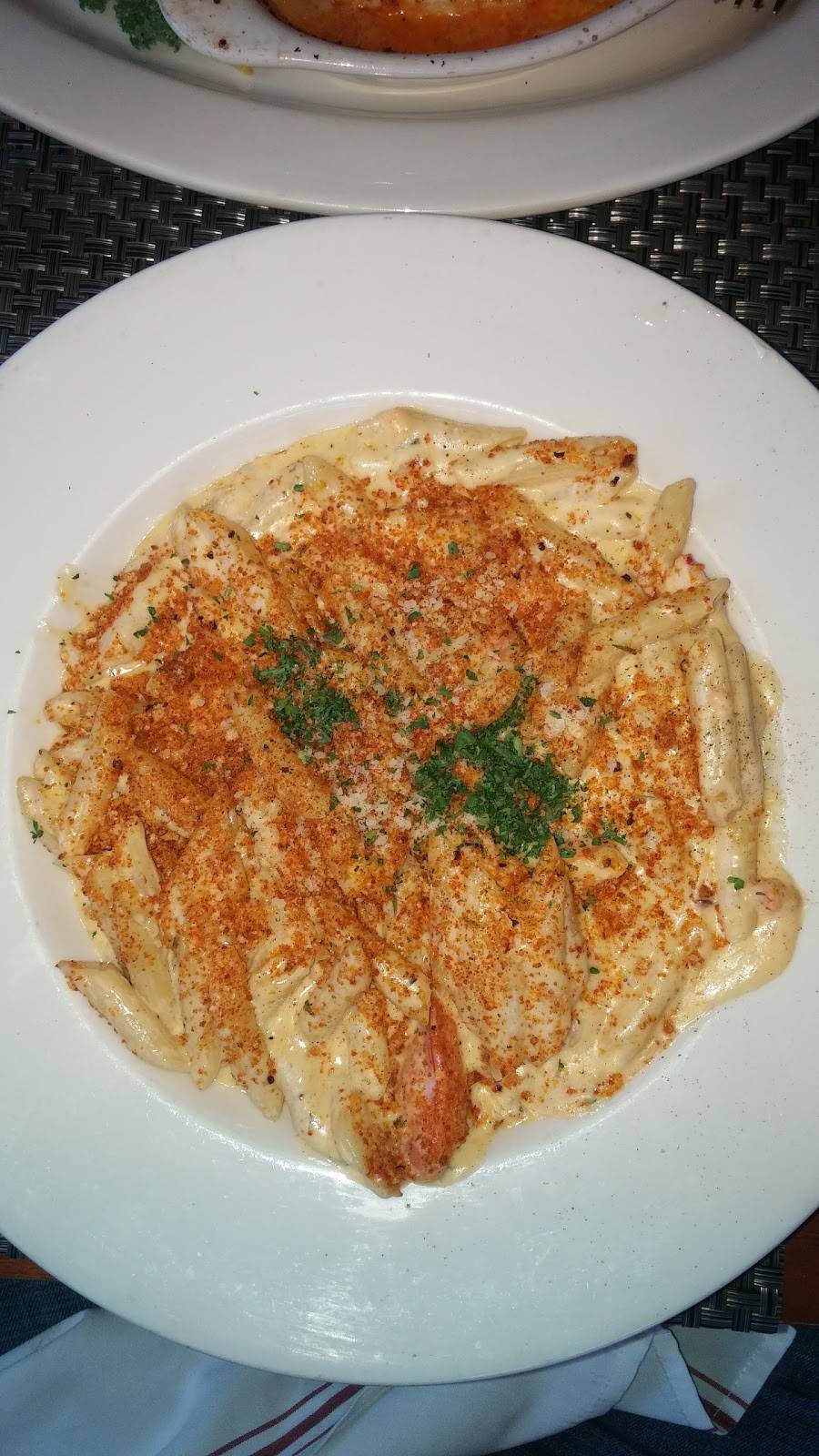 Caseys Restaurant | restaurant | 79 Washington Ave, Rensselaer, NY 12144, USA | 5184633318 OR +1 518-463-3318