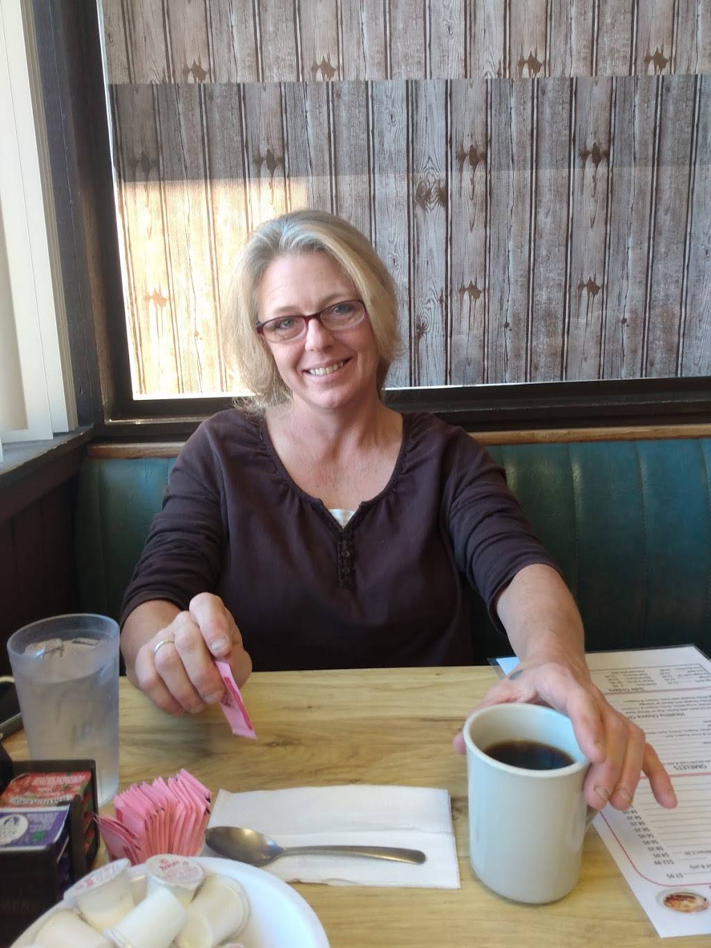 Frannys Place Family | restaurant | 2619 Williams Blvd, Kenner, LA 70062, USA | 5044694323 OR +1 504-469-4323