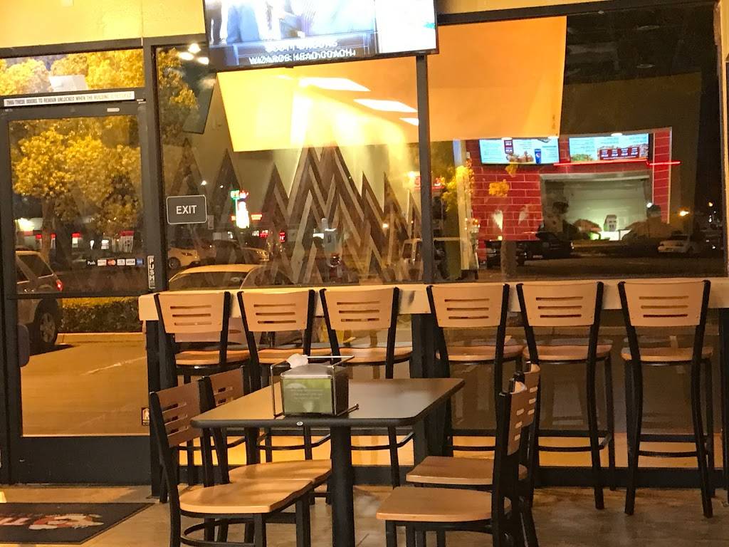 The Curry Pizza Company | restaurant | 3173 W Shaw Ave #103, Fresno, CA 93711, USA | 5593657000 OR +1 559-365-7000