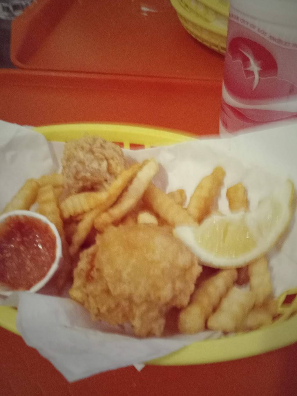 H Salt Fish & Chips | restaurant | 1484 E Highland Ave, San Bernardino, CA 92404, USA | 9098824919 OR +1 909-882-4919