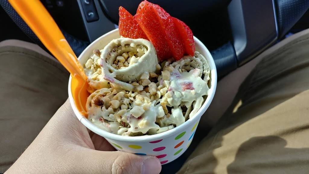 Golden China | restaurant | 13383 W Colonial Dr, Winter Garden, FL 34787, USA | 4076546022 OR +1 407-654-6022