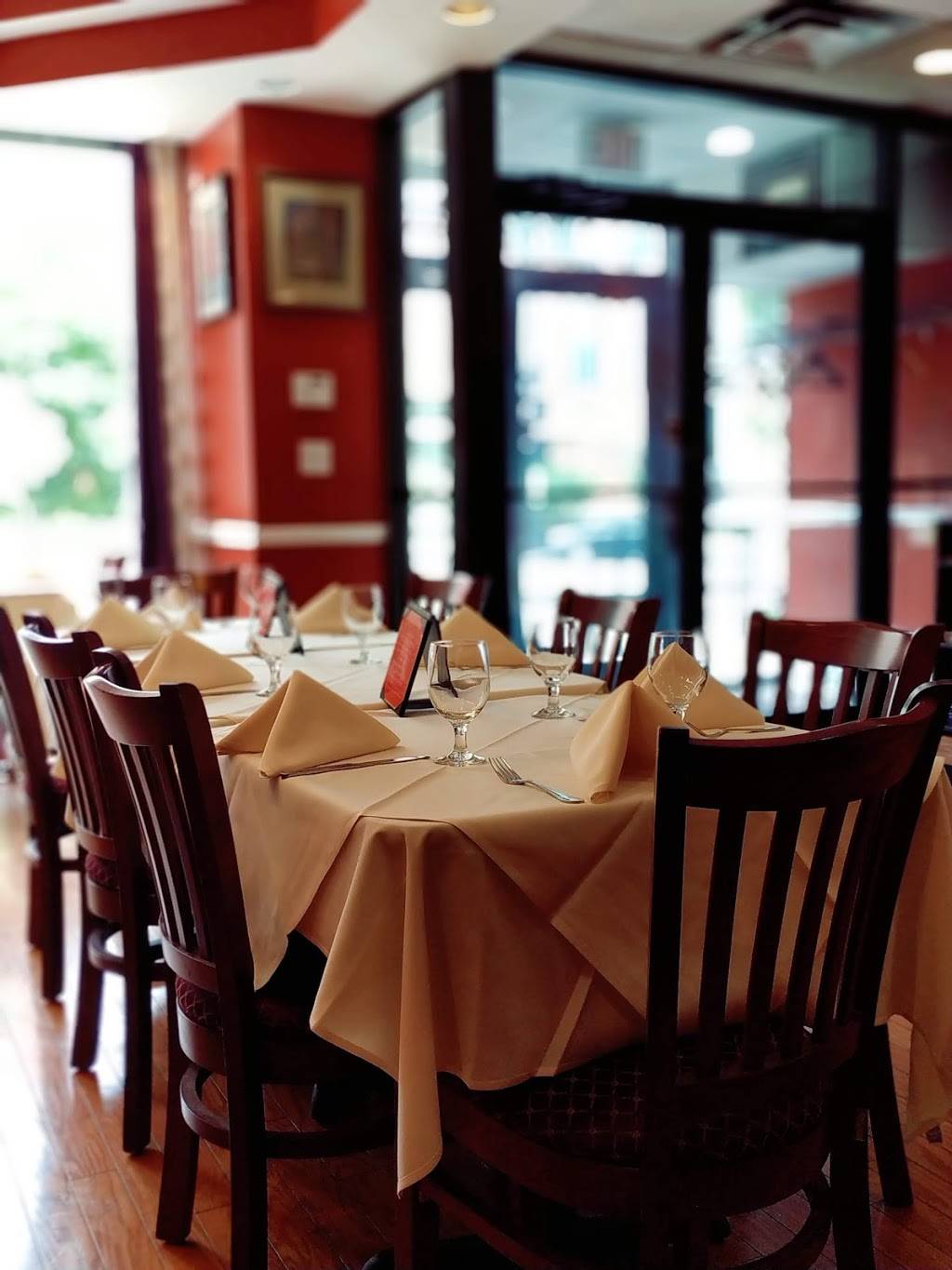 Laliguras | restaurant | 4221 Connecticut Ave NW, Washington, DC 20008, USA | 2027355097 OR +1 202-735-5097