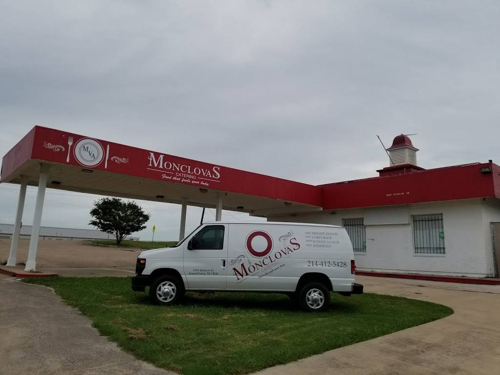 Monclovas Catering |  | 1075 Stadium Dr, Grand Prairie, TX 75050, USA | 2144125428 OR +1 214-412-5428
