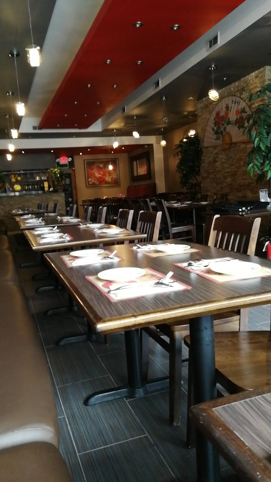 Ruyi Garden | restaurant | 650 The Queensway, Etobicoke, ON M8Y 1K7, Canada | 4162558858 OR +1 416-255-8858