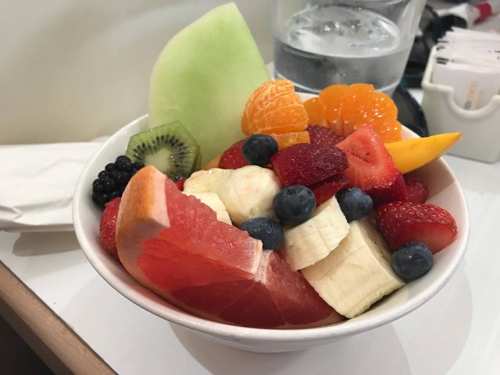 Allô! Mon Coco - Côte-des-Neiges | restaurant | 5685 Chemin de la Côte-des-Neiges, Montréal, QC H3T 1Y8, Canada | 5145084111 OR +1 514-508-4111