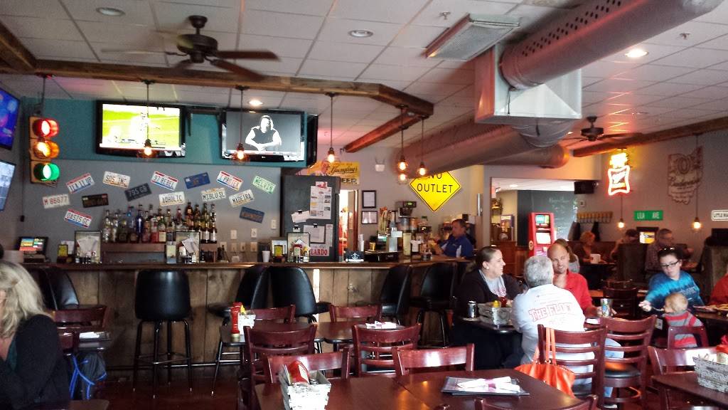 By Gollys Bar & Grill | restaurant | 714 Lila Ave, Milford, OH 45150, USA | 5132484444 OR +1 513-248-4444