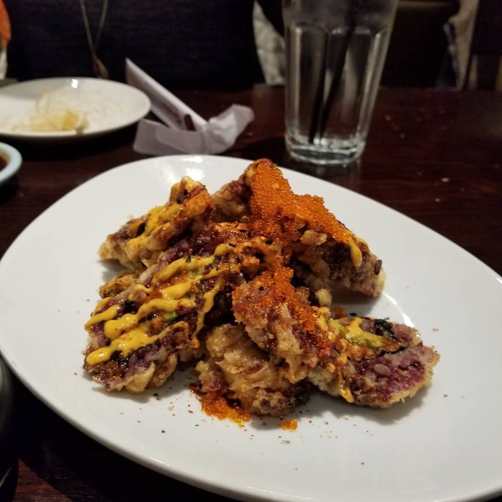 Sushi Holic | restaurant | 112 Vintage Way, Novato, CA 94945, USA | 4158988500 OR +1 415-898-8500