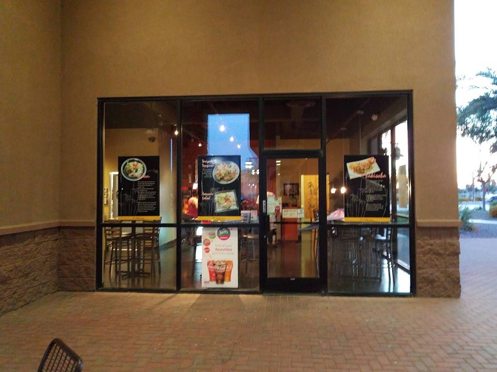 Yogis Grill | restaurant | 4015 S Arizona Ave #5, Chandler, AZ 85248, USA | 4808955569 OR +1 480-895-5569