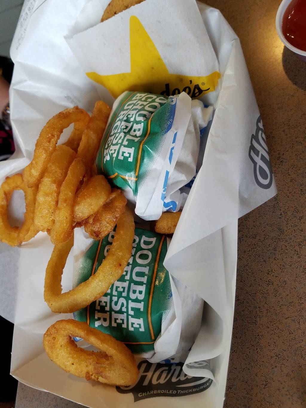 Hardees | restaurant | 1262 N Brightleaf Blvd, Smithfield, NC 27577, USA | 9199345580 OR +1 919-934-5580