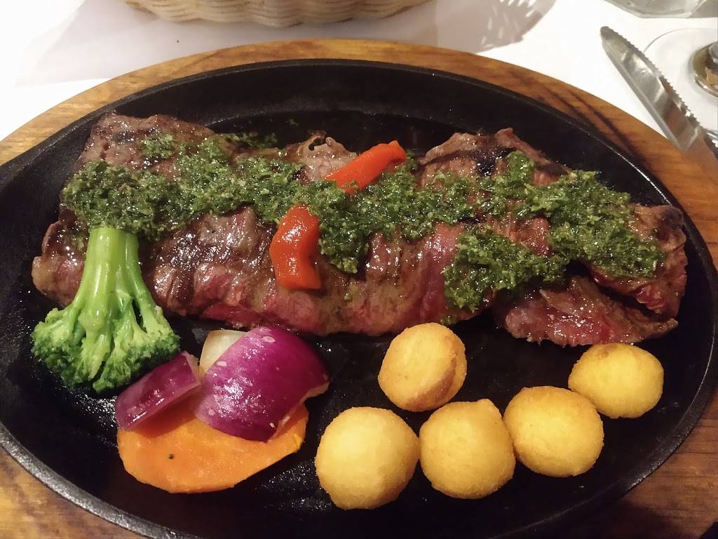 Dona Paulina | restaurant | 8263 Bird Rd, Miami, FL 33155, USA | 7864528266 OR +1 786-452-8266