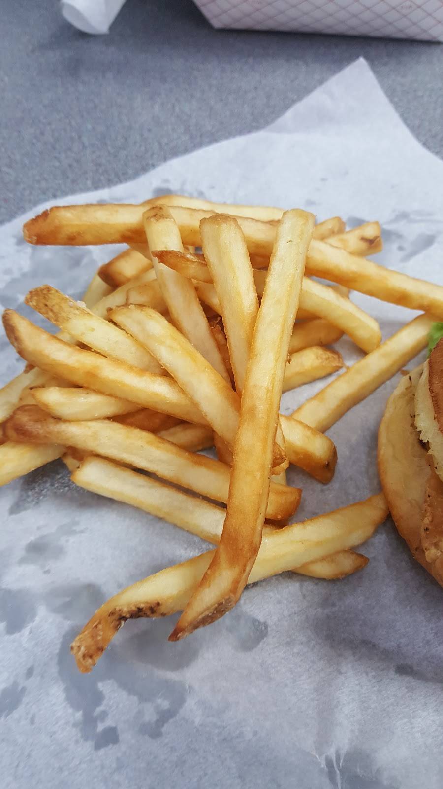 Murphs Creamery & Grill | restaurant | 105 E, US-30, Toledo, IA 52342, USA | 6414842022 OR +1 641-484-2022