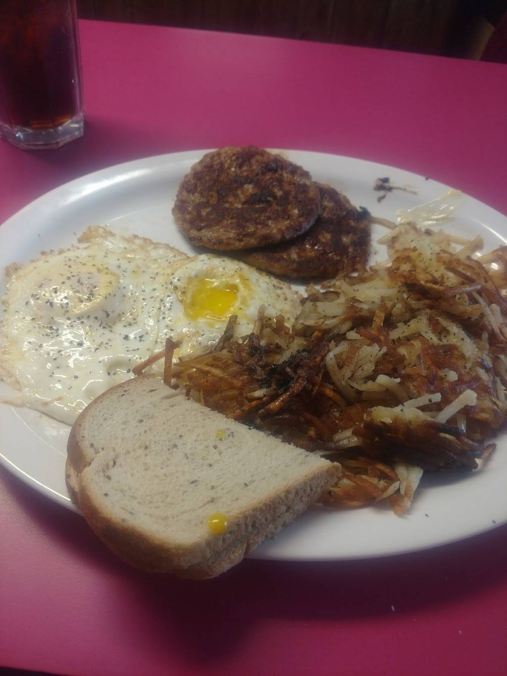 Country Kitchen | restaurant | 6786 Martin St, Rome, NY 13440, USA | 3153374990 OR +1 315-337-4990