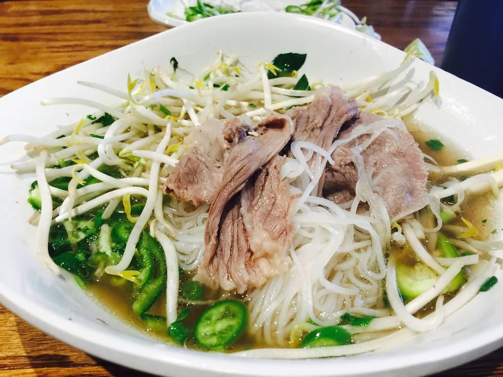 Pho DLite | restaurant | 8147 Baltimore Ave, College Park, MD 20740, USA | 3019825599 OR +1 301-982-5599