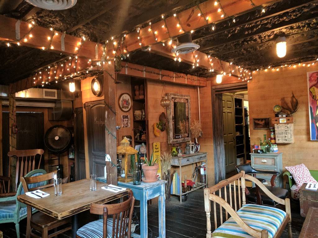 Hill Cafe | restaurant | 17 Putnam Ave, Brooklyn, NY 11238, USA | 7182303471 OR +1 718-230-3471