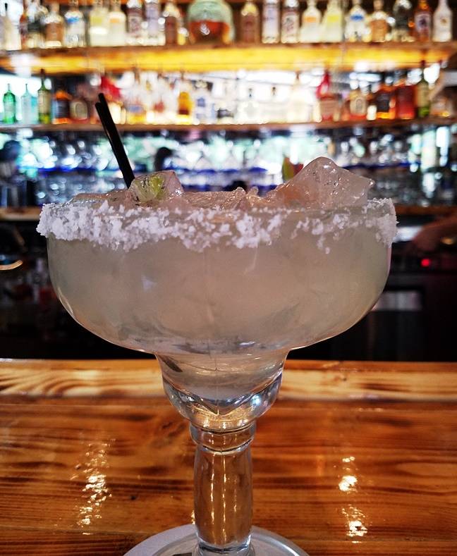 Lolas Beach Bar | restaurant | 1803 Glenwood Ave, Raleigh, NC 27608, USA | 9842223647 OR +1 984-222-3647